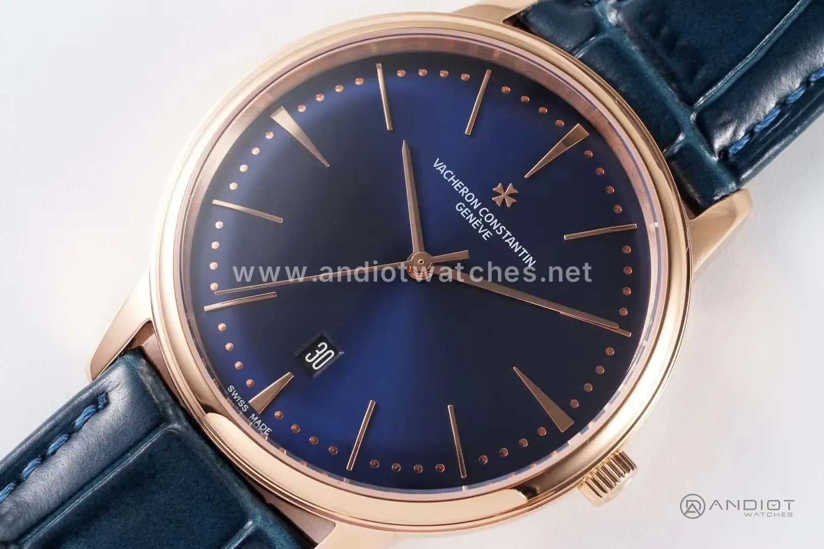 Patrimony cadran bleu en or rose Réf: 85180 – Image 3