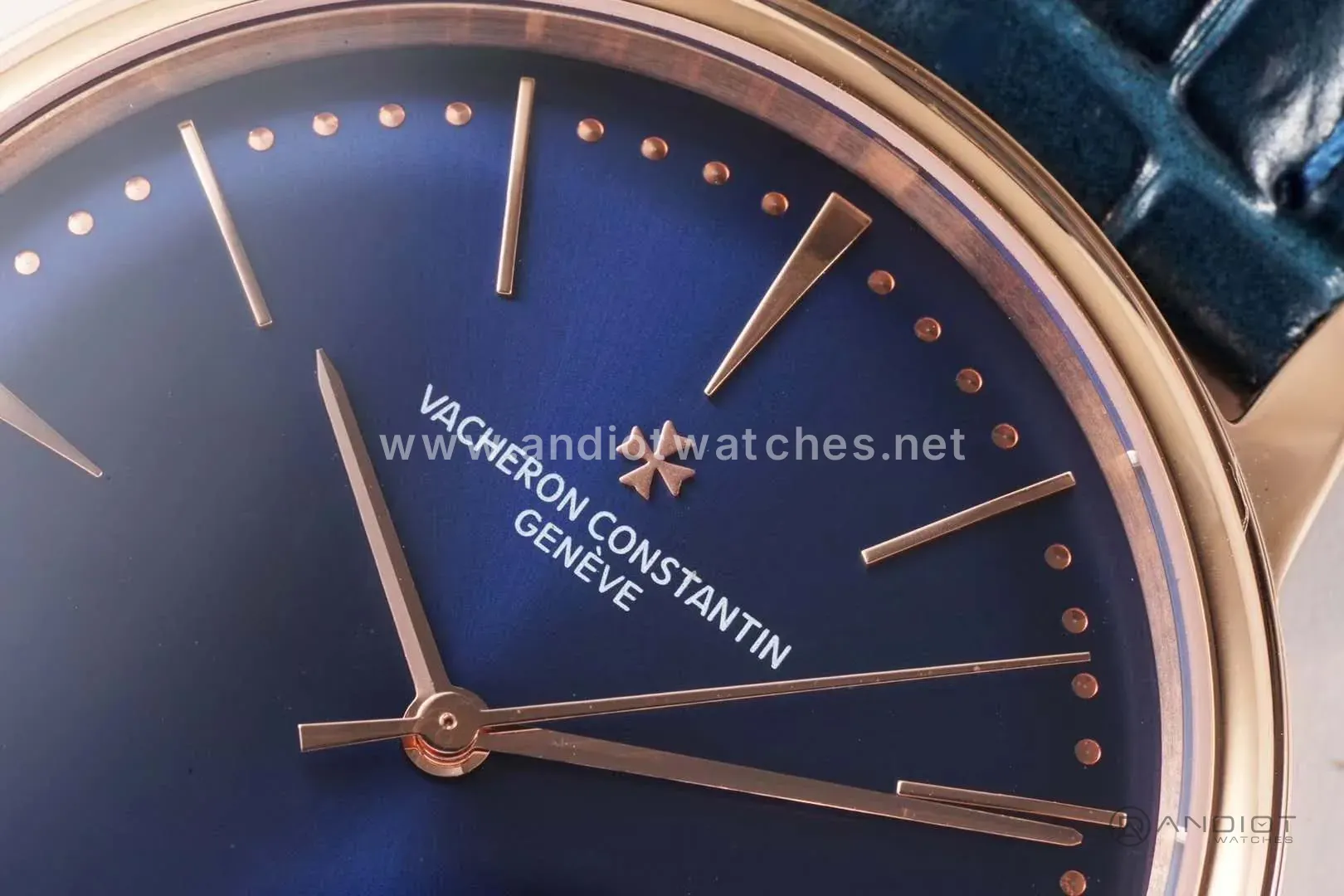 Patrimony cadran bleu en or rose Réf: 85180 – Image 4