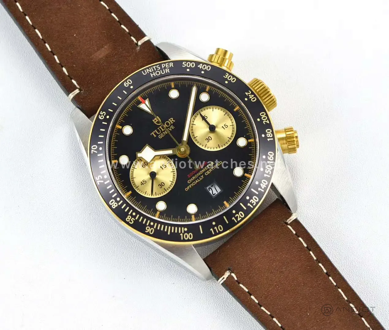 Black Bay Chrono S&G Ref: M79363N con correa de piel - Imagen 2
