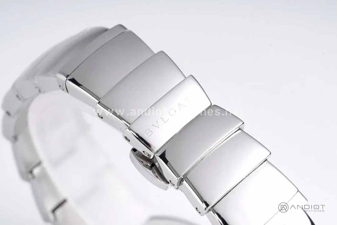Lvcea Black Dial in Steel - Image 7