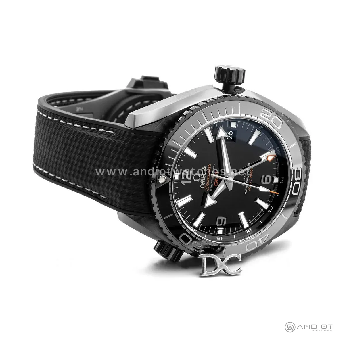 Seamaster Planet Ocean GMT “Deep Black” ceramica total black - immagine 2