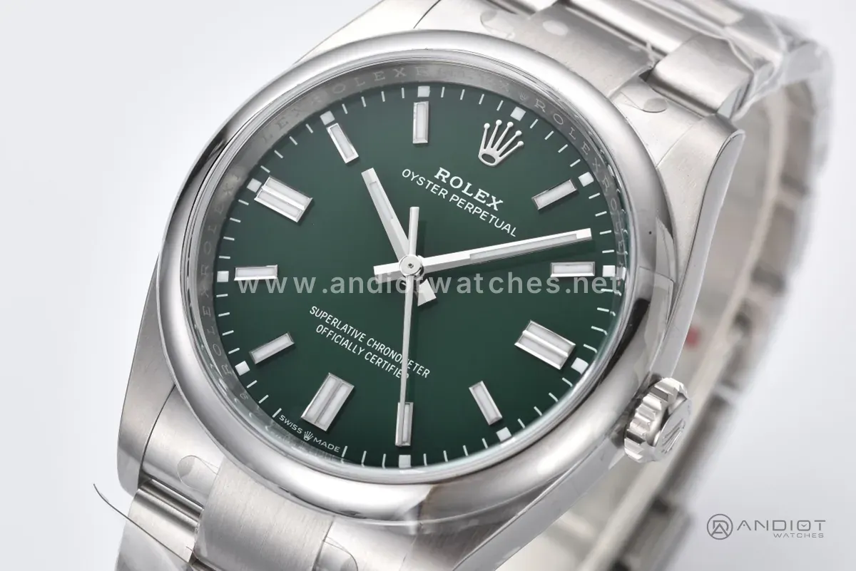 Oyster Perpetual 36mm Green Dial 126000 - Image 4