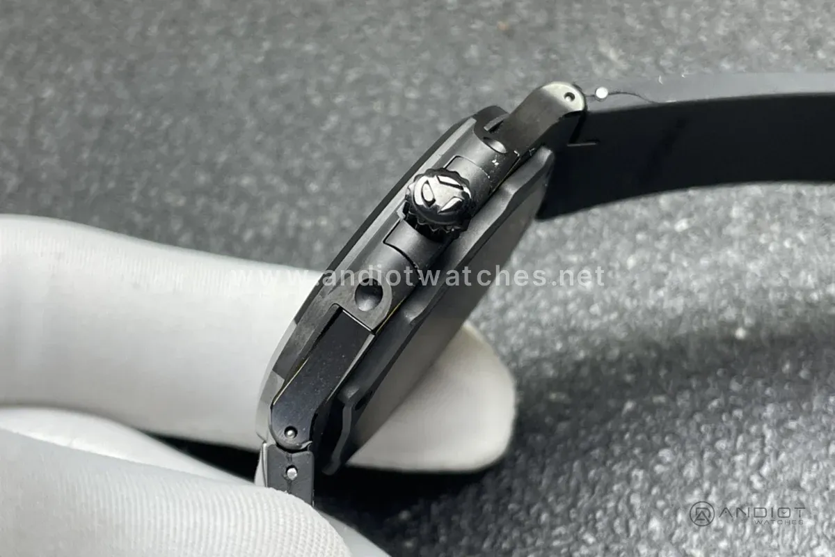 AET Nautilus 5711 Roselend Blue Dial Black Ceramic