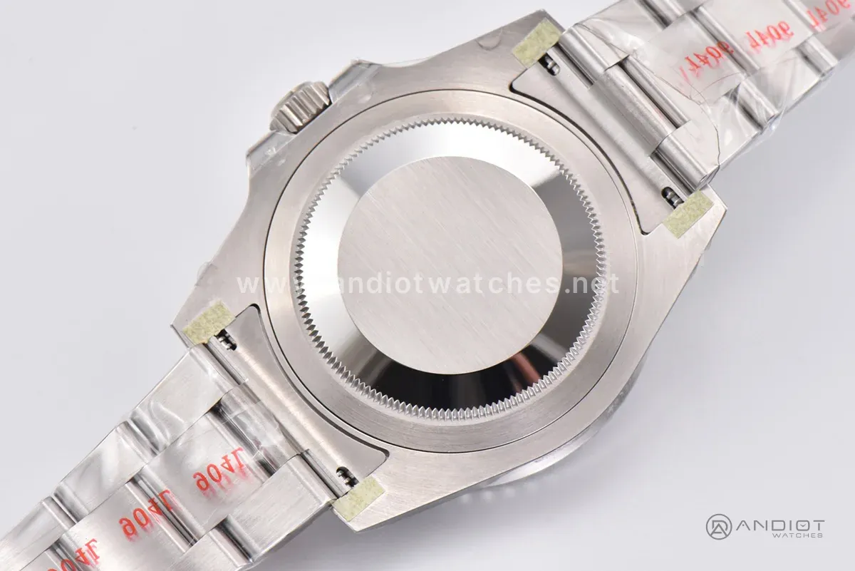 GMT Master II 116710LN