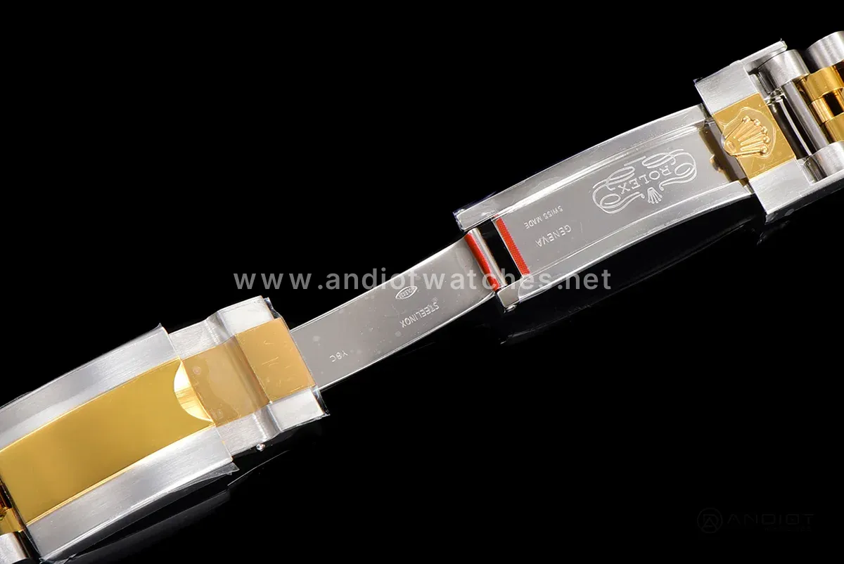 GMT Master II 126713GRNR on Jubilee Bracelet