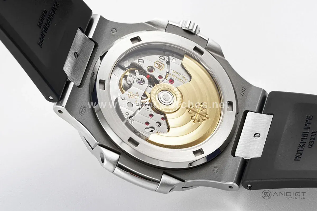 Nautilus Jumbo 5711/1A Grey Dial on Rubber Strap