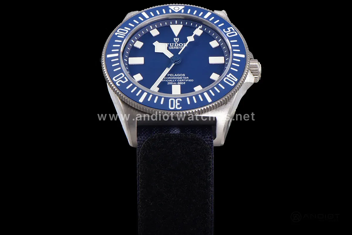 Pelagos FXD Ref. M25707B/24-0001