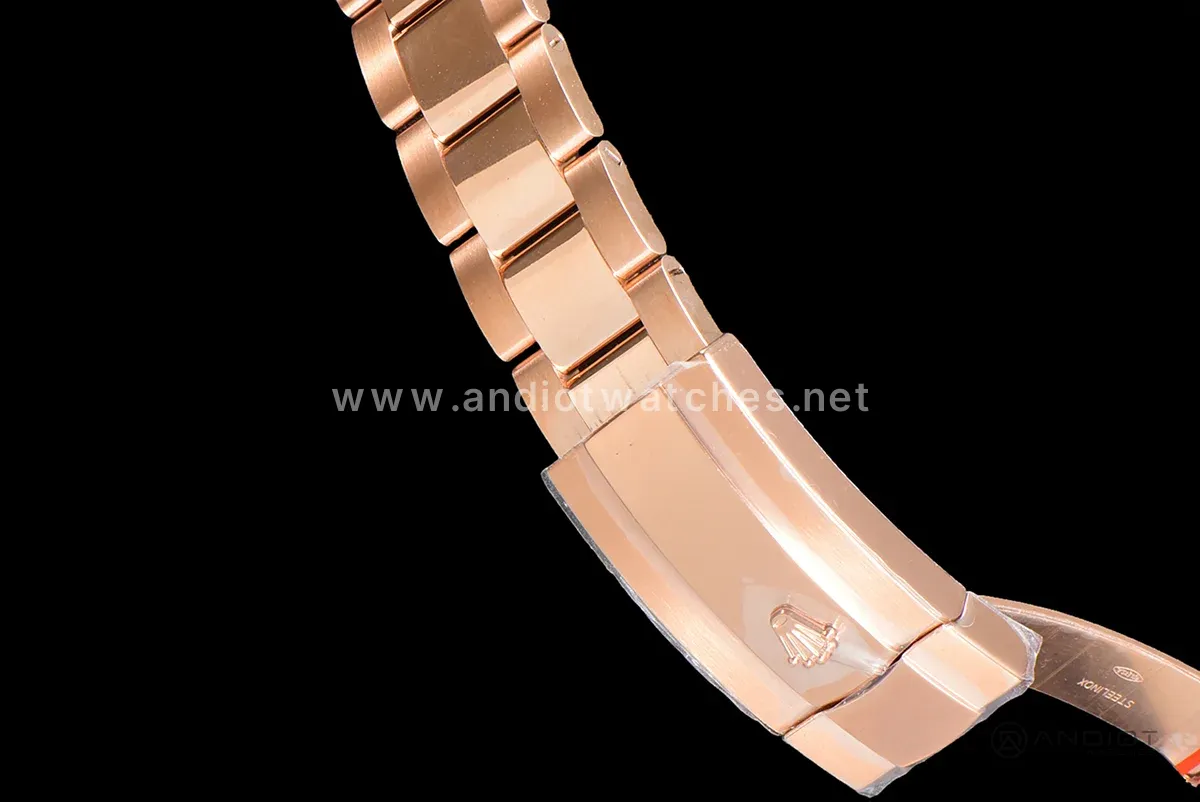 Sky-Dweller 336935 Blue-Green Dial in Everose Gold