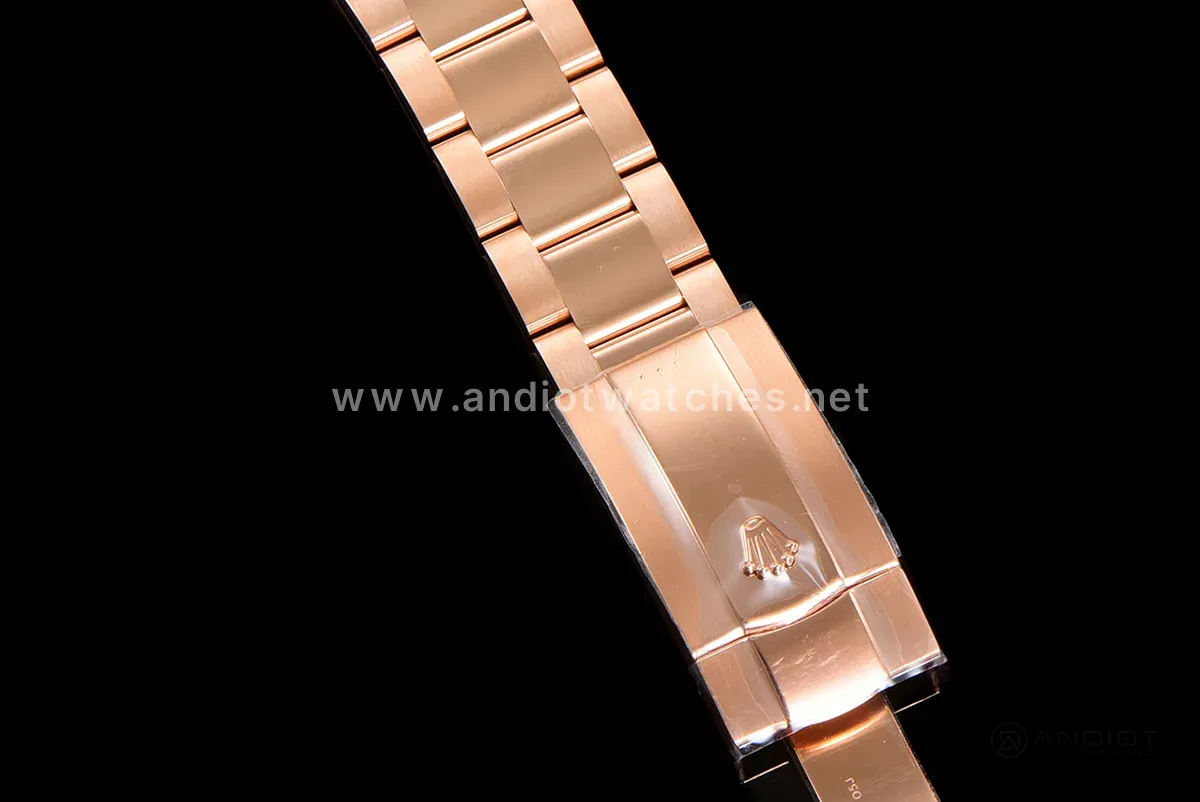 Sky-Dweller 336935 Blue-Green Dial in Everose Gold